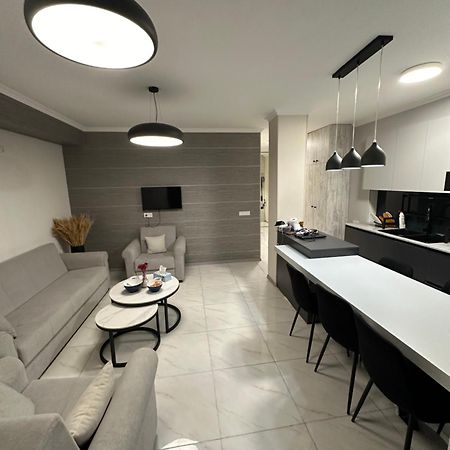Elegant Escape In City Center Єреван Екстер'єр фото